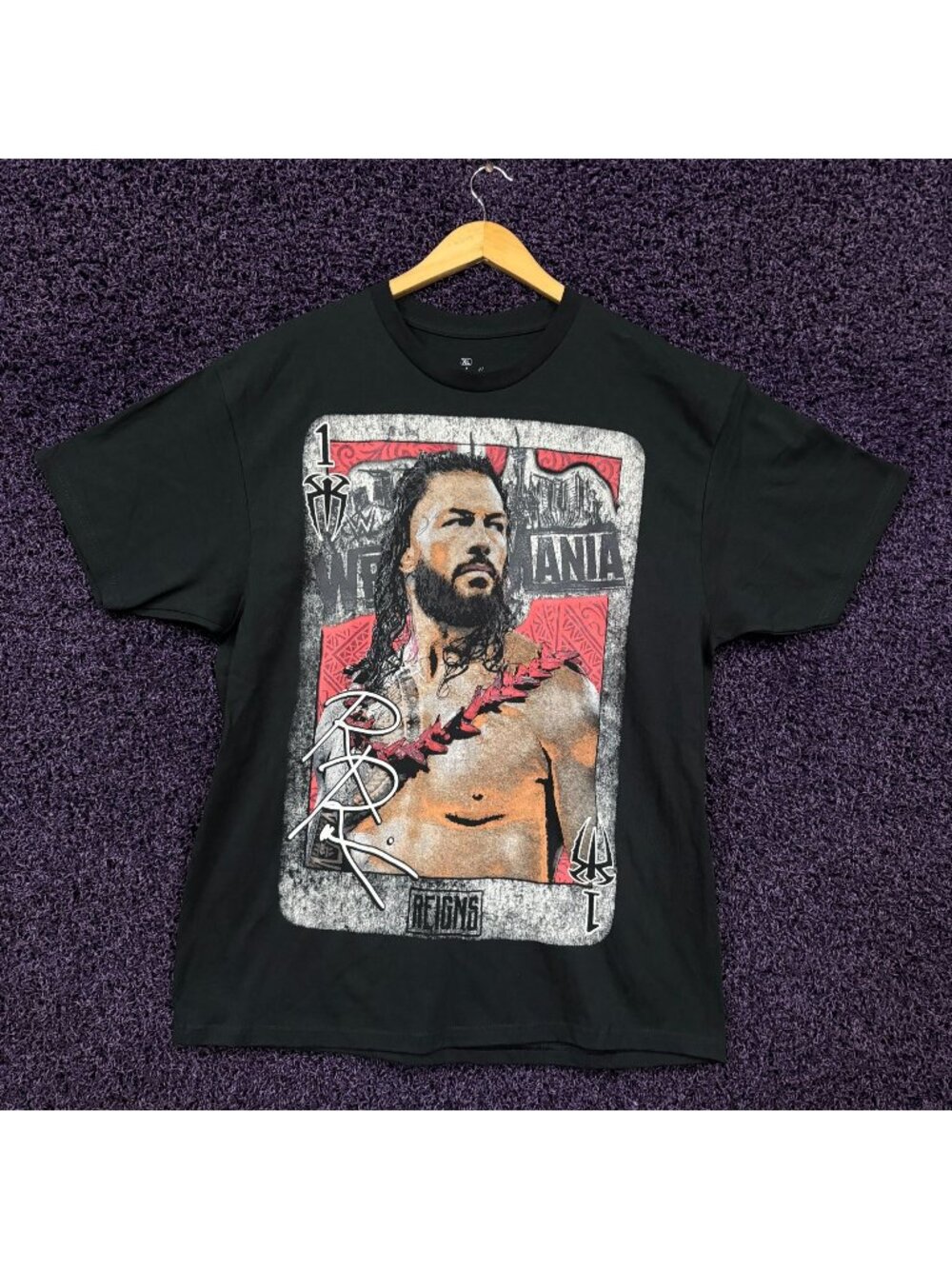 Roman Regins Wrestlemania Vegas Playing Card WWE T-Shirt XL